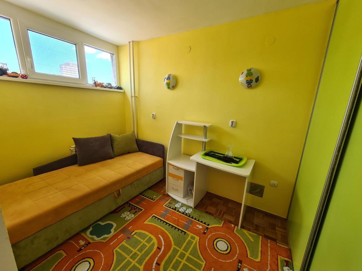 Colours Apartment Сараево Екстериор снимка